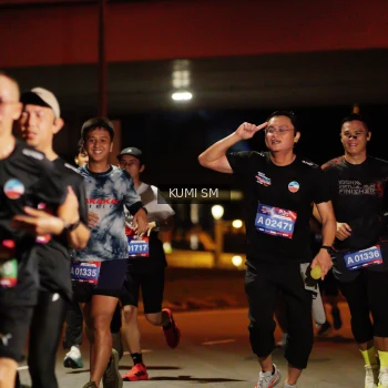 Runner Photo 3710675