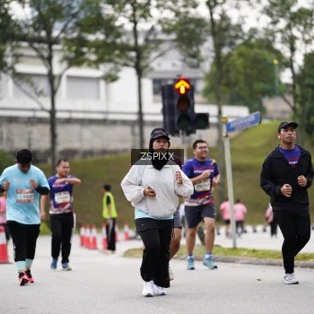 Runner Photo 3710686