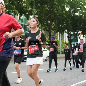 Runner Photo 3710704