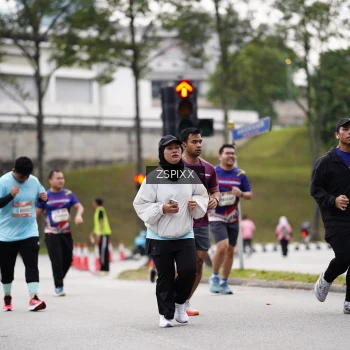 Runner Photo 3710711