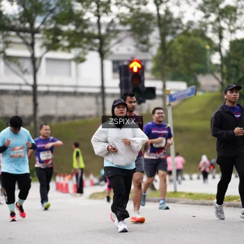 Runner Photo 3710714