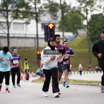 Runner Photo 3710724