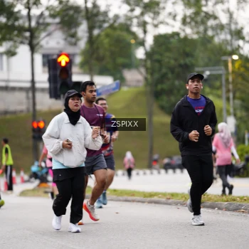 Runner Photo 3710744
