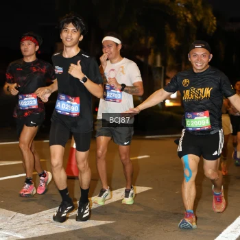 Runner Photo 3710771