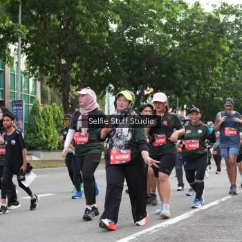 Runner Photo 3710811