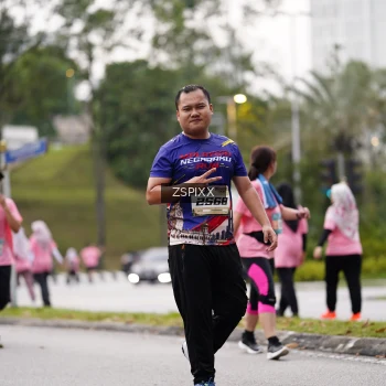 Runner Photo 3710831
