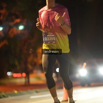 Runner Photo 3710870