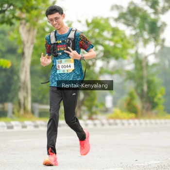 Runner Photo 3710971