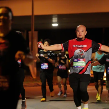Runner Photo 3711030