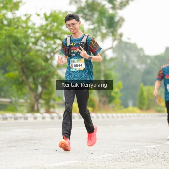 Runner Photo 3711031