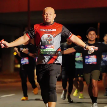 Runner Photo 3711060