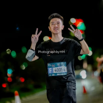 Runner Photo 3711069