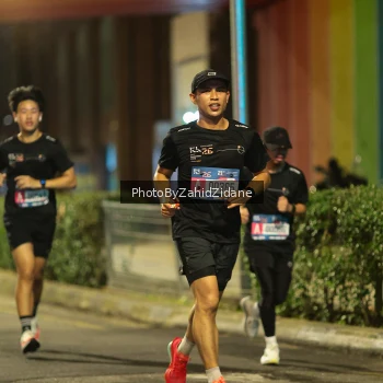 Runner Photo 3711077