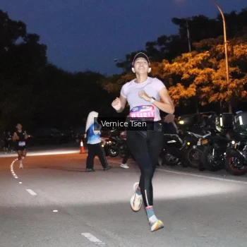 Runner Photo 3711095