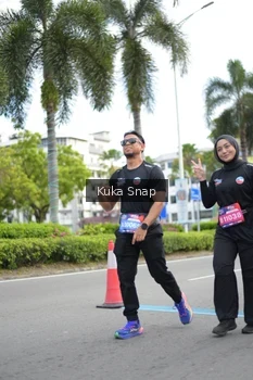 Runner Photo 3711194
