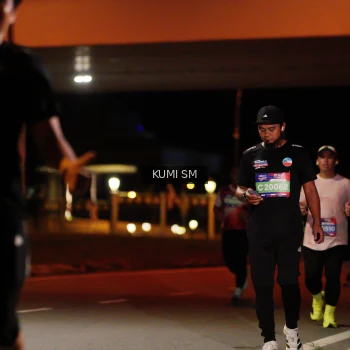 Runner Photo 3711203