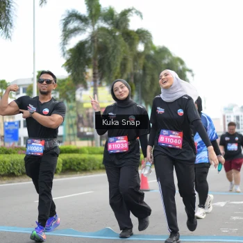 Runner Photo 3711204