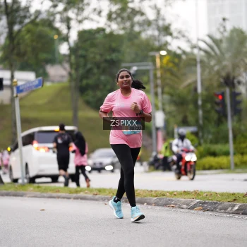 Runner Photo 3711217