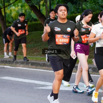 Runner Photo 3711276