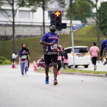 Runner Photo 3711295