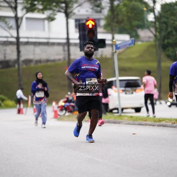 Runner Photo 3711298