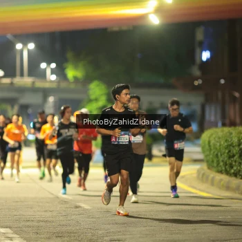 Runner Photo 3711351