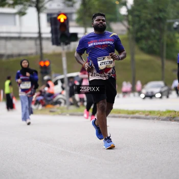 Runner Photo 3711362