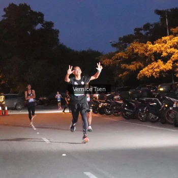 Runner Photo 3711363