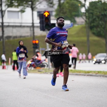 Runner Photo 3711366