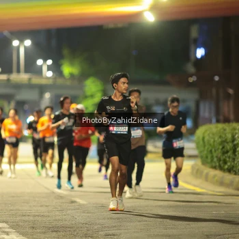 Runner Photo 3711388