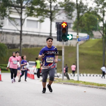 Runner Photo 3711462