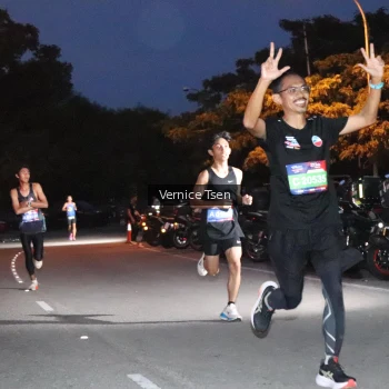 Runner Photo 3711497