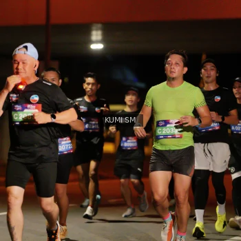 Runner Photo 3711633