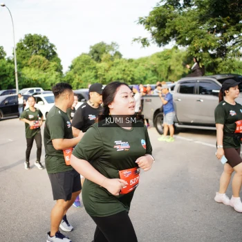 Runner Photo 3711638