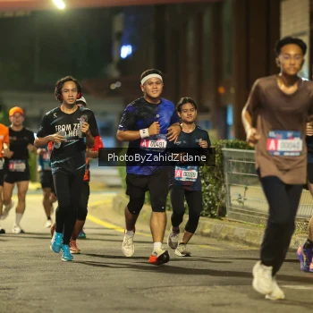 Runner Photo 3711666