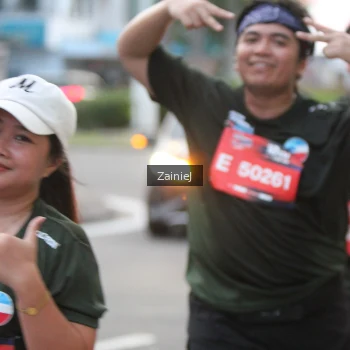 Runner Photo 3711676
