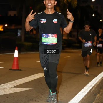 Runner Photo 3711690