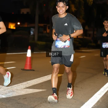 Runner Photo 3711712