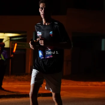 Runner Photo 3711721