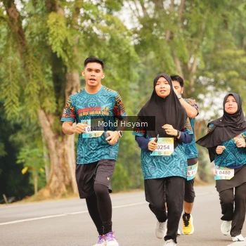 Runner Photo 3711743