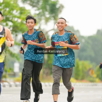 Runner Photo 3711767