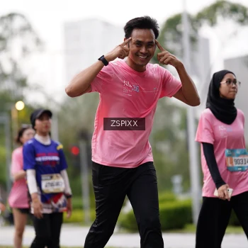 Runner Photo 3711846