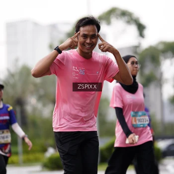 Runner Photo 3711870