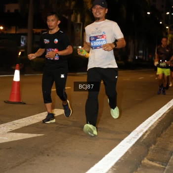 Runner Photo 3711881