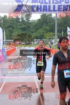 Runner Photo 371200