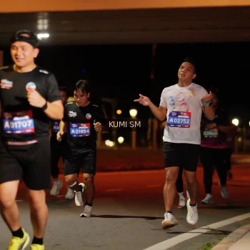 Runner Photo 3712003