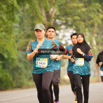 Runner Photo 3712010
