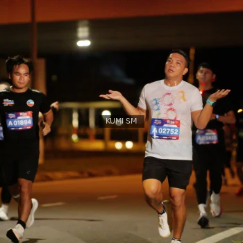 Runner Photo 3712022