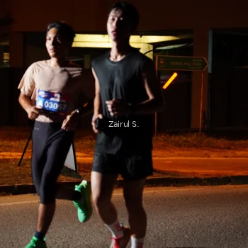 Runner Photo 3712035