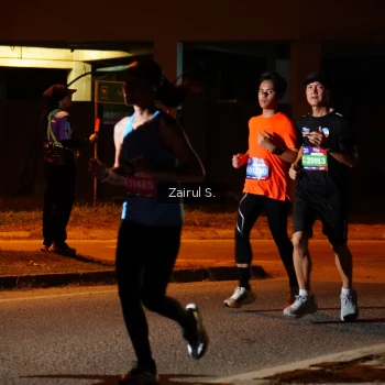 Runner Photo 3712077